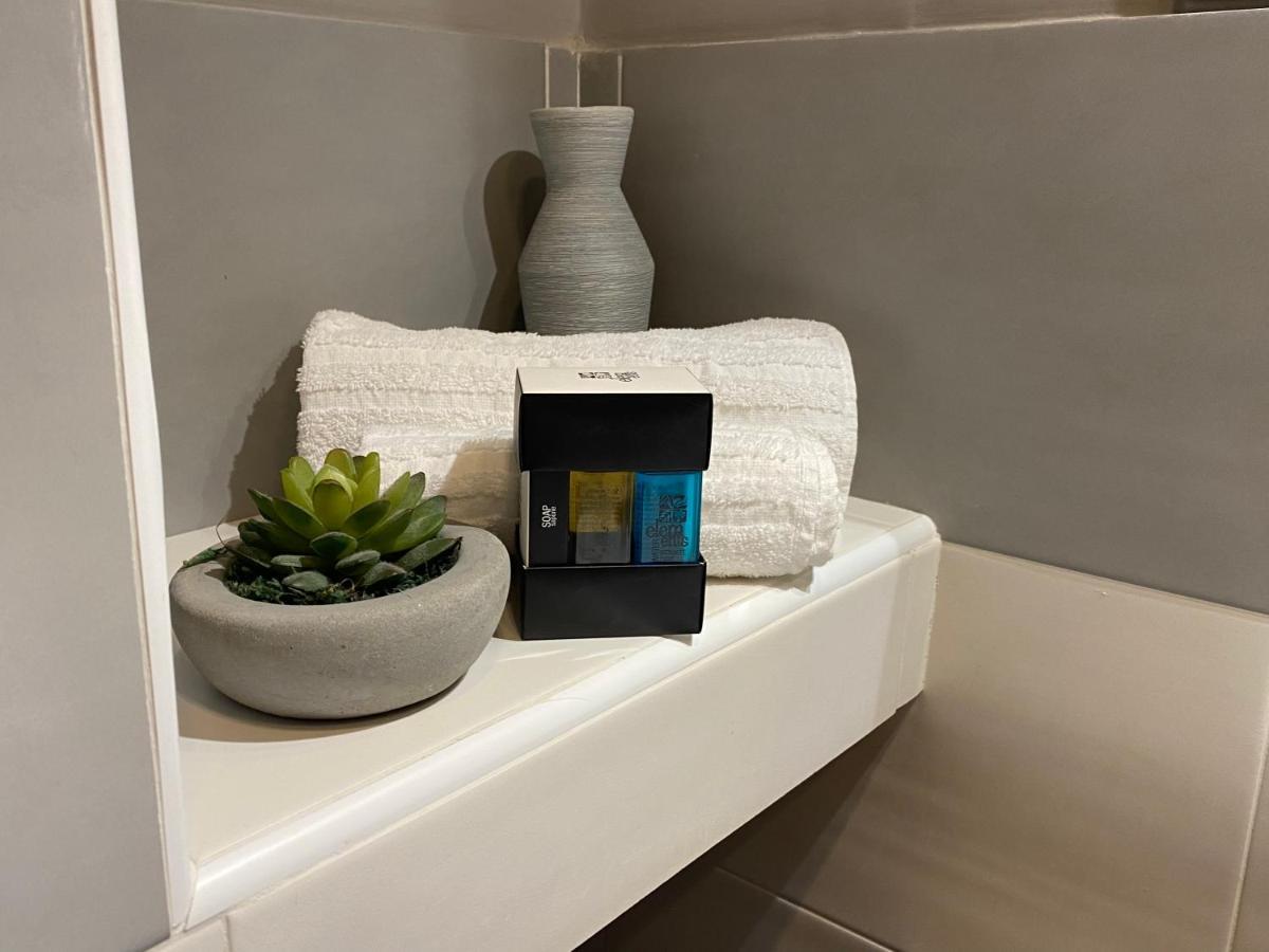 Hotiday Room Collection - Napoli Botanique Екстериор снимка