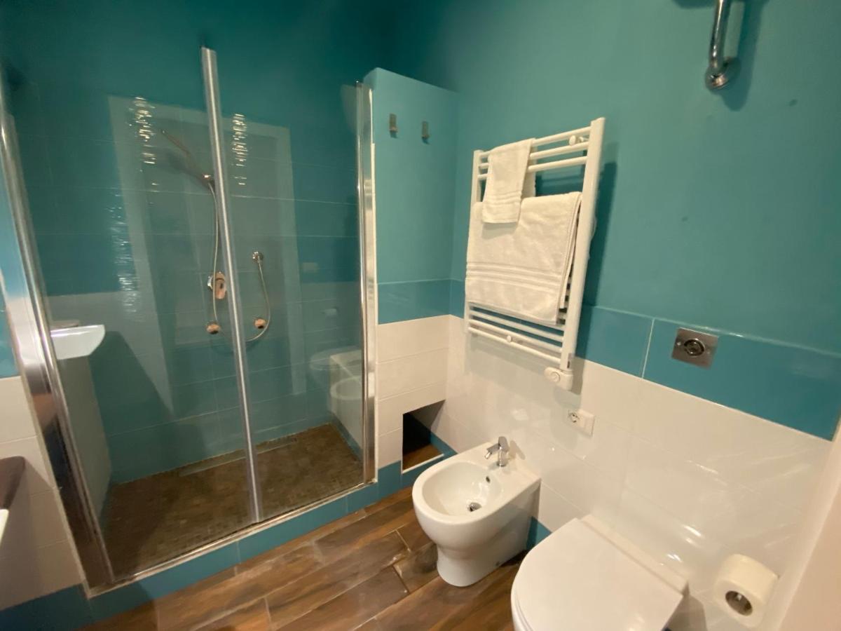 Hotiday Room Collection - Napoli Botanique Екстериор снимка