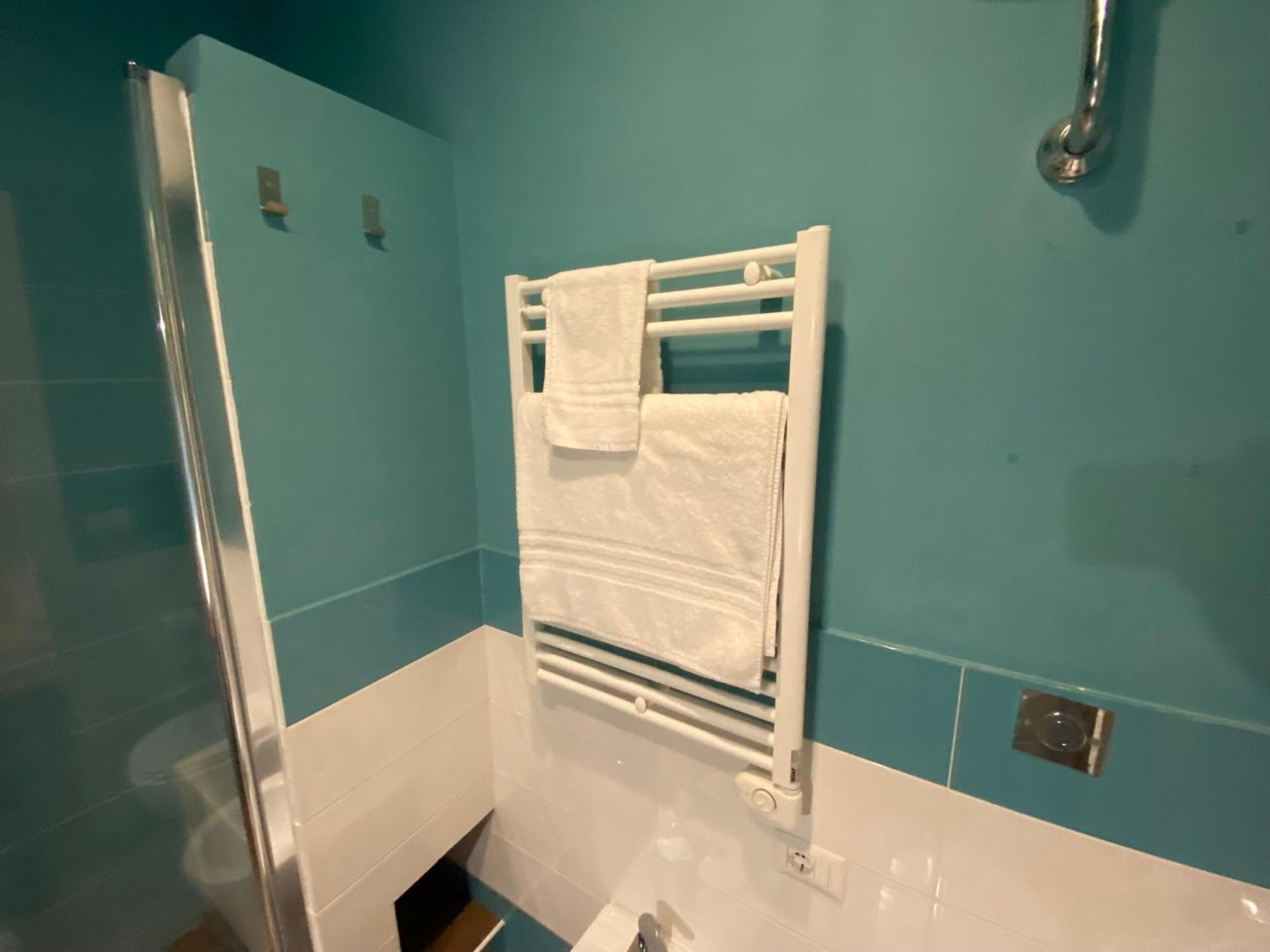 Hotiday Room Collection - Napoli Botanique Екстериор снимка