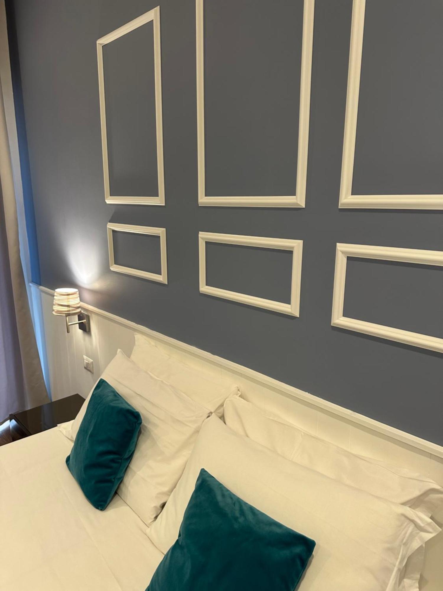 Hotiday Room Collection - Napoli Botanique Екстериор снимка